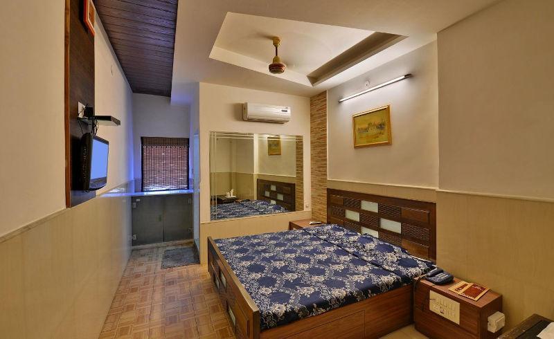 Hotel Sahil Palace Rupnagar  Exterior foto